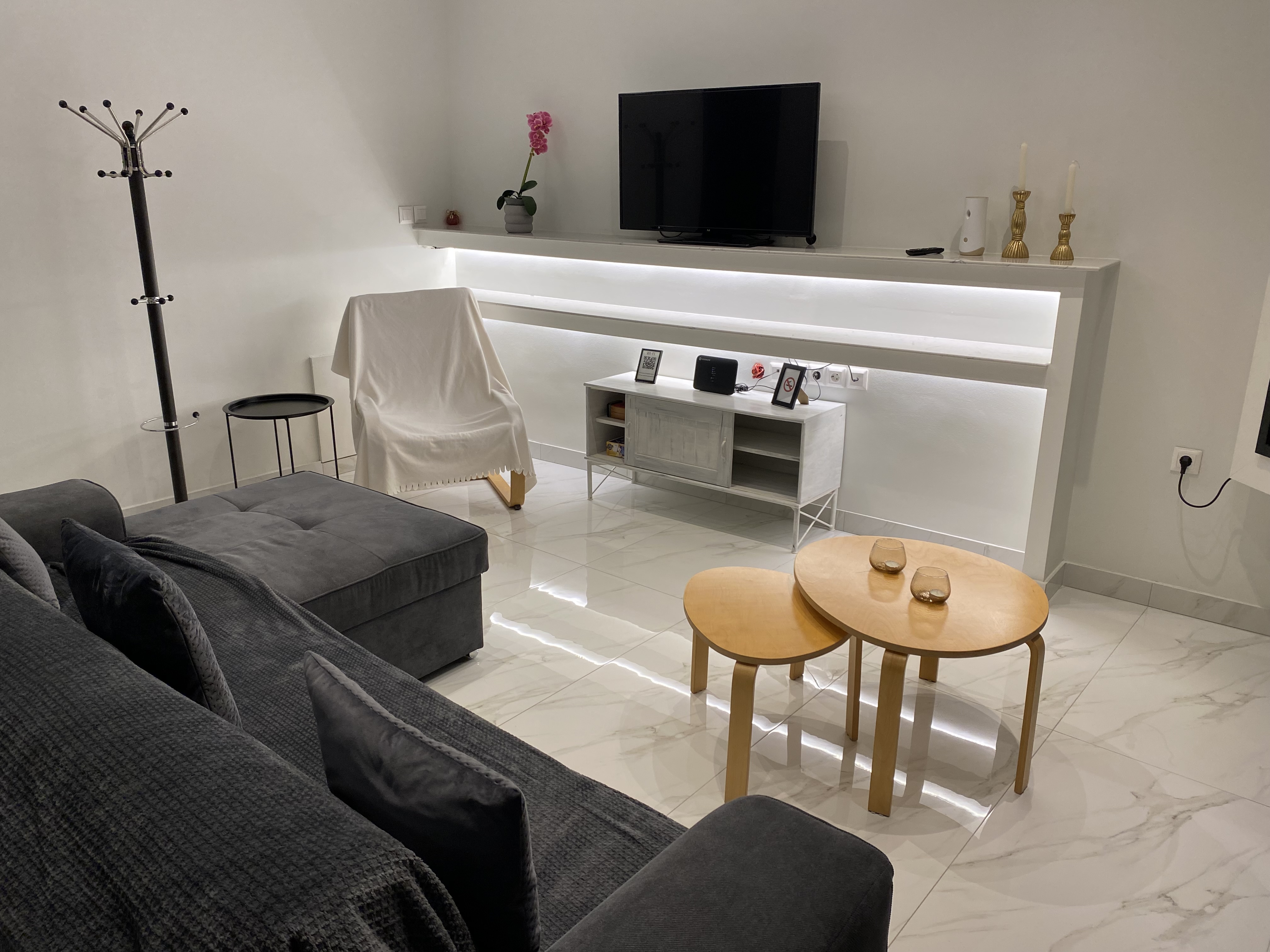 Angel Luxury Apartment City Center Volos