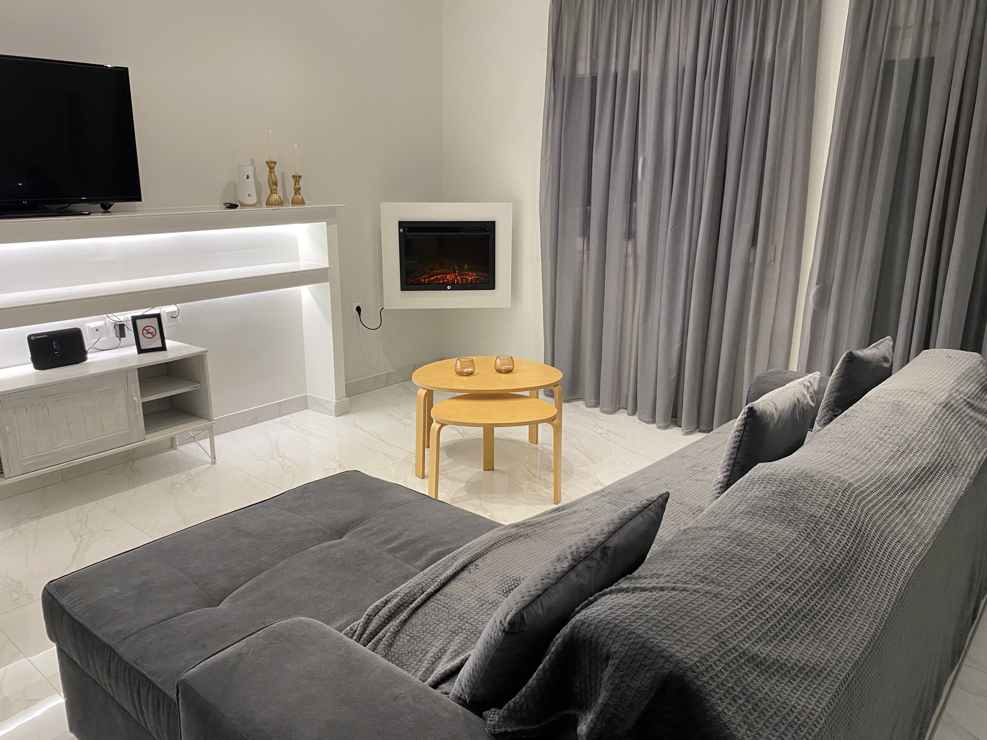 Angel Luxury Apartment City Center Volos