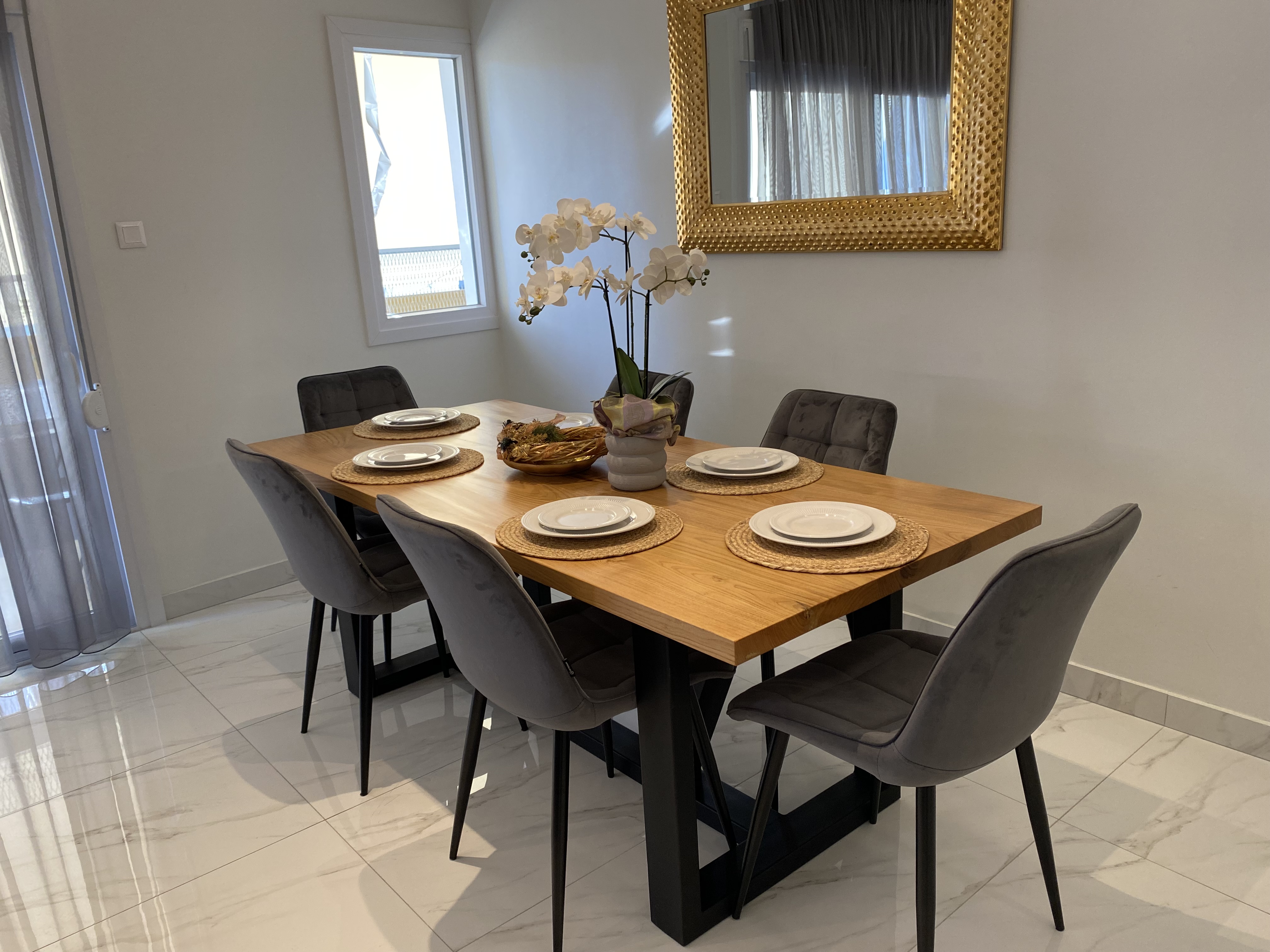 Angel Luxury Apartment City Center Volos